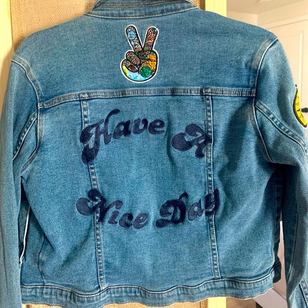 Rolla Hippi jean jacket and a size small